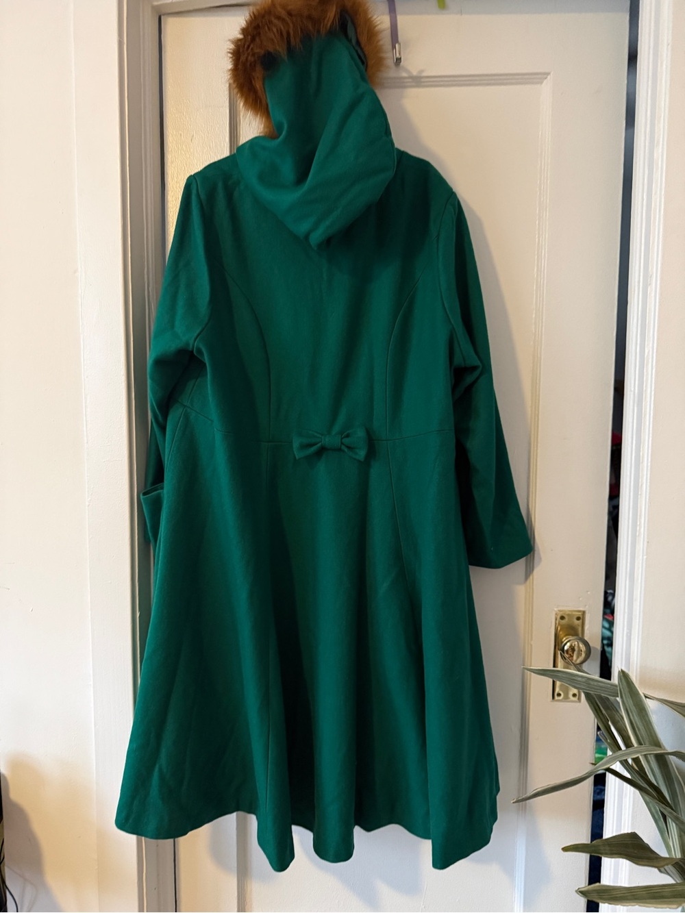 ModCloth x Collectif When Autumn Leaves Are Falling From The Tree Hooded Coat 24 - Picture 2 of 9